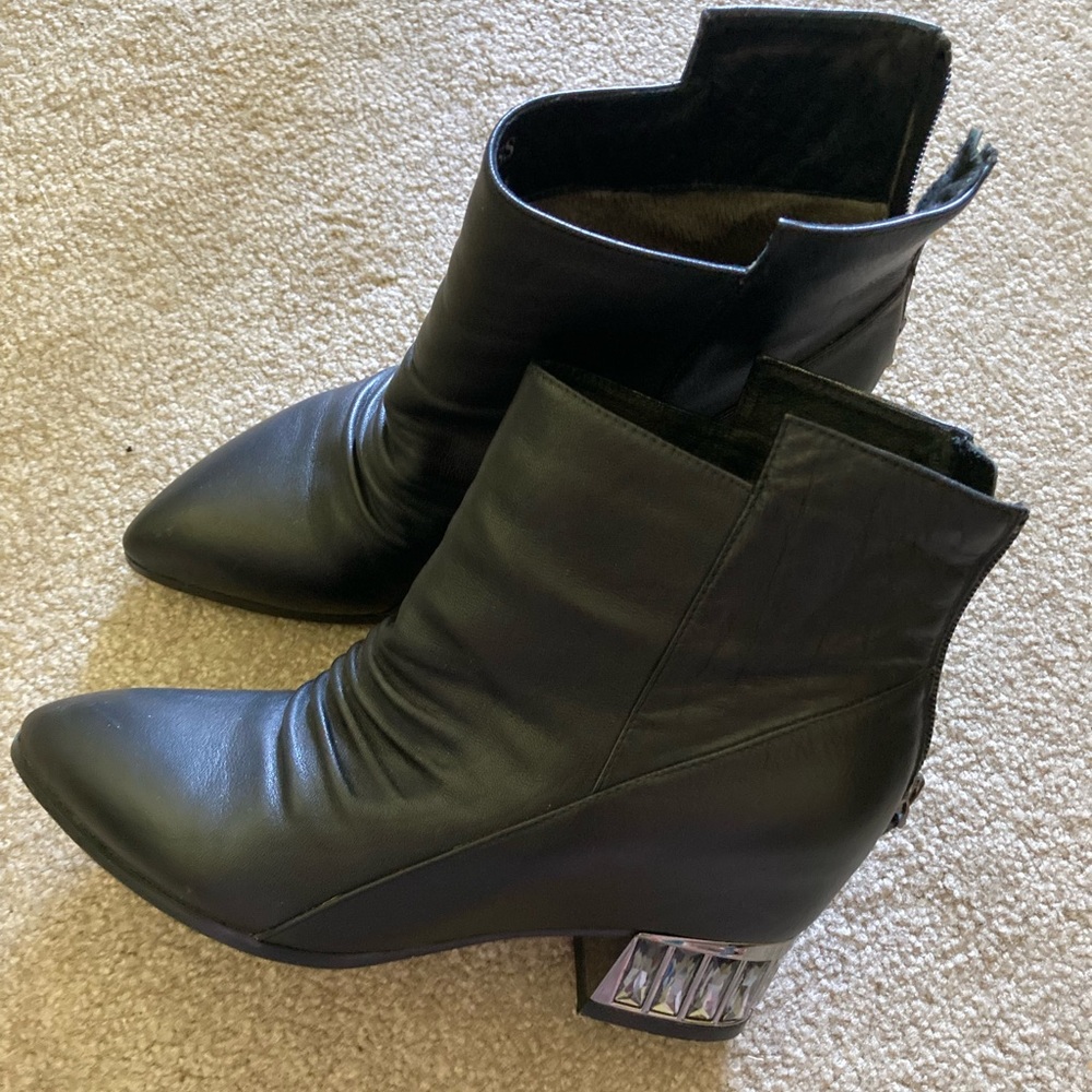 Italian leather dress boots by Kiss Kiss Italy
